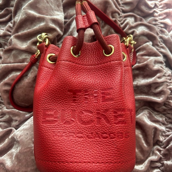 Marc Jacobs Red Mini Bucket Bag - Picture 1 of 3